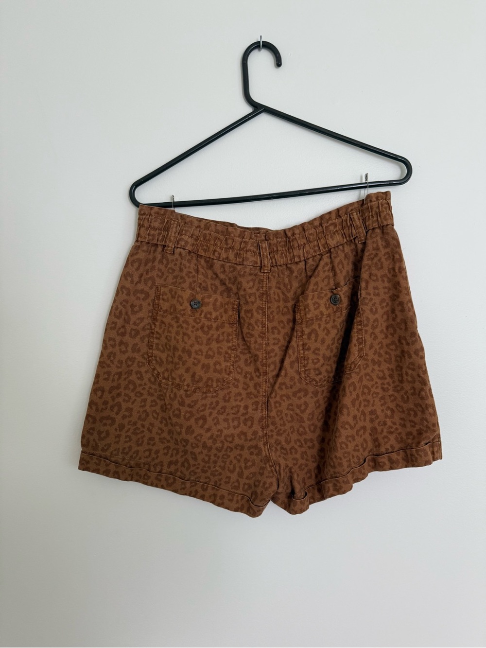 GAP Brown Leopard Print Button-Front Bermuda Shorts - Picture 3 of 3